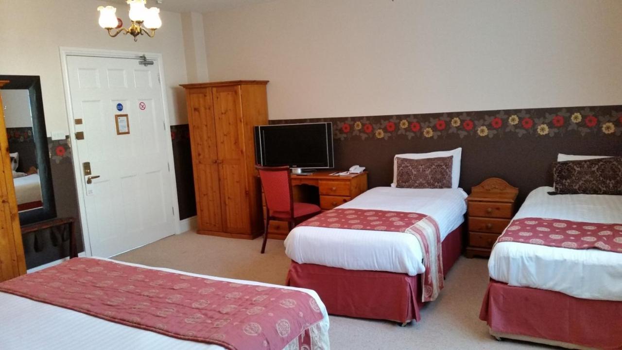 Haughton Hall Hotel & Leisure Club Telford Esterno foto