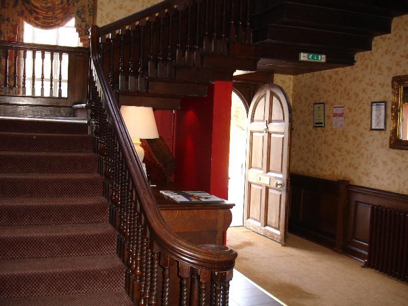 Haughton Hall Hotel & Leisure Club Telford Esterno foto