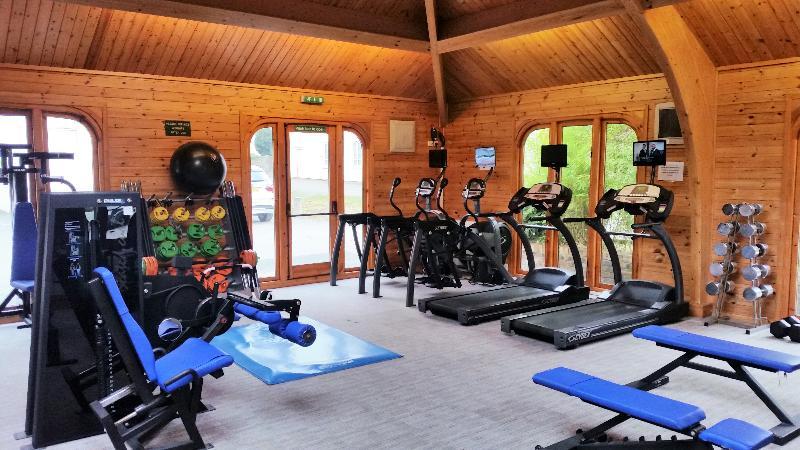 Haughton Hall Hotel & Leisure Club Telford Esterno foto