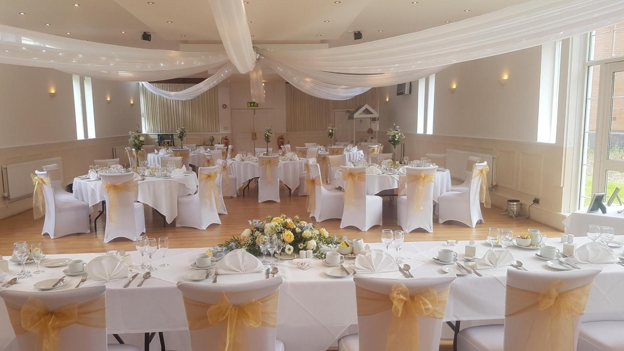 Haughton Hall Hotel & Leisure Club Telford Esterno foto