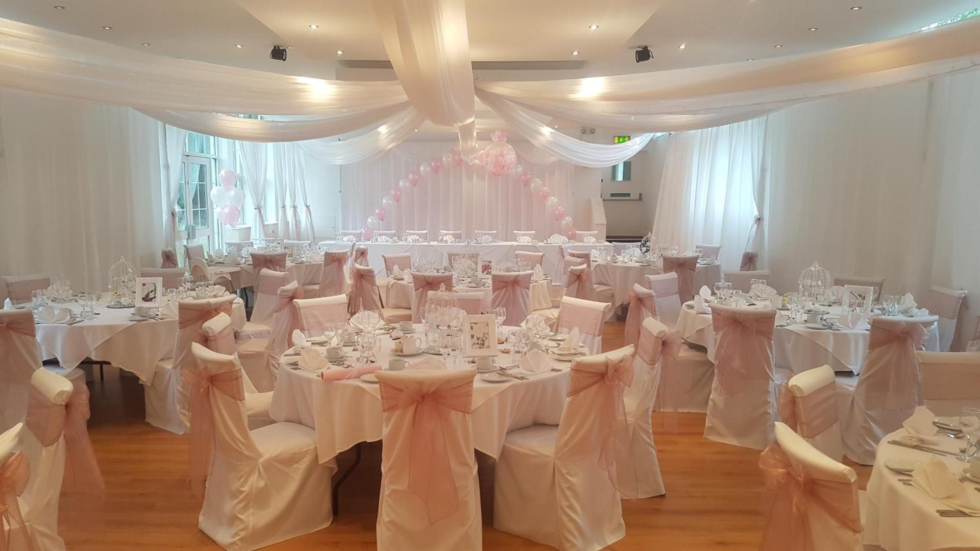 Haughton Hall Hotel & Leisure Club Telford Esterno foto
