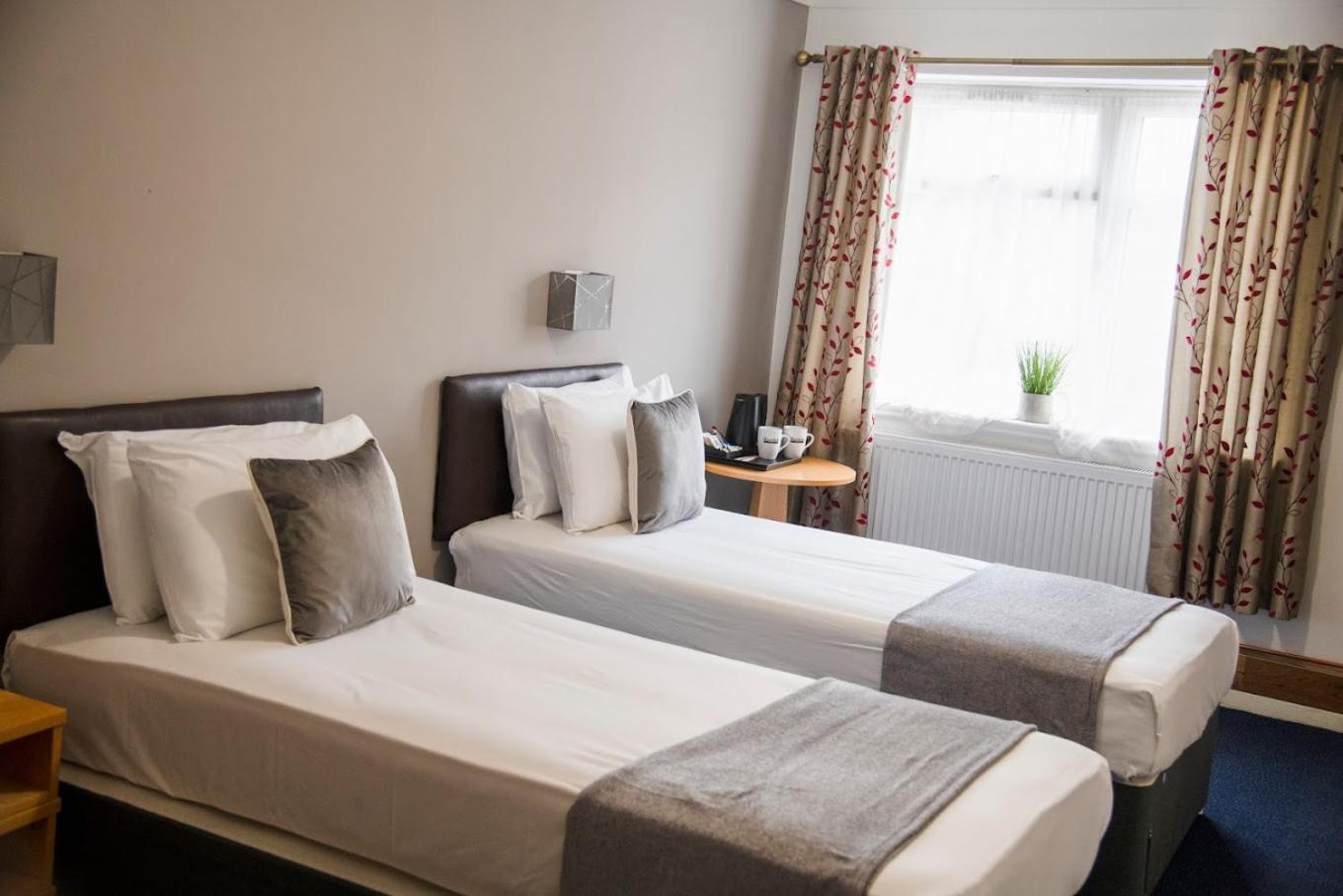 Haughton Hall Hotel & Leisure Club Telford Esterno foto