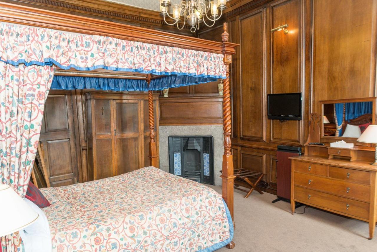 Haughton Hall Hotel & Leisure Club Telford Esterno foto