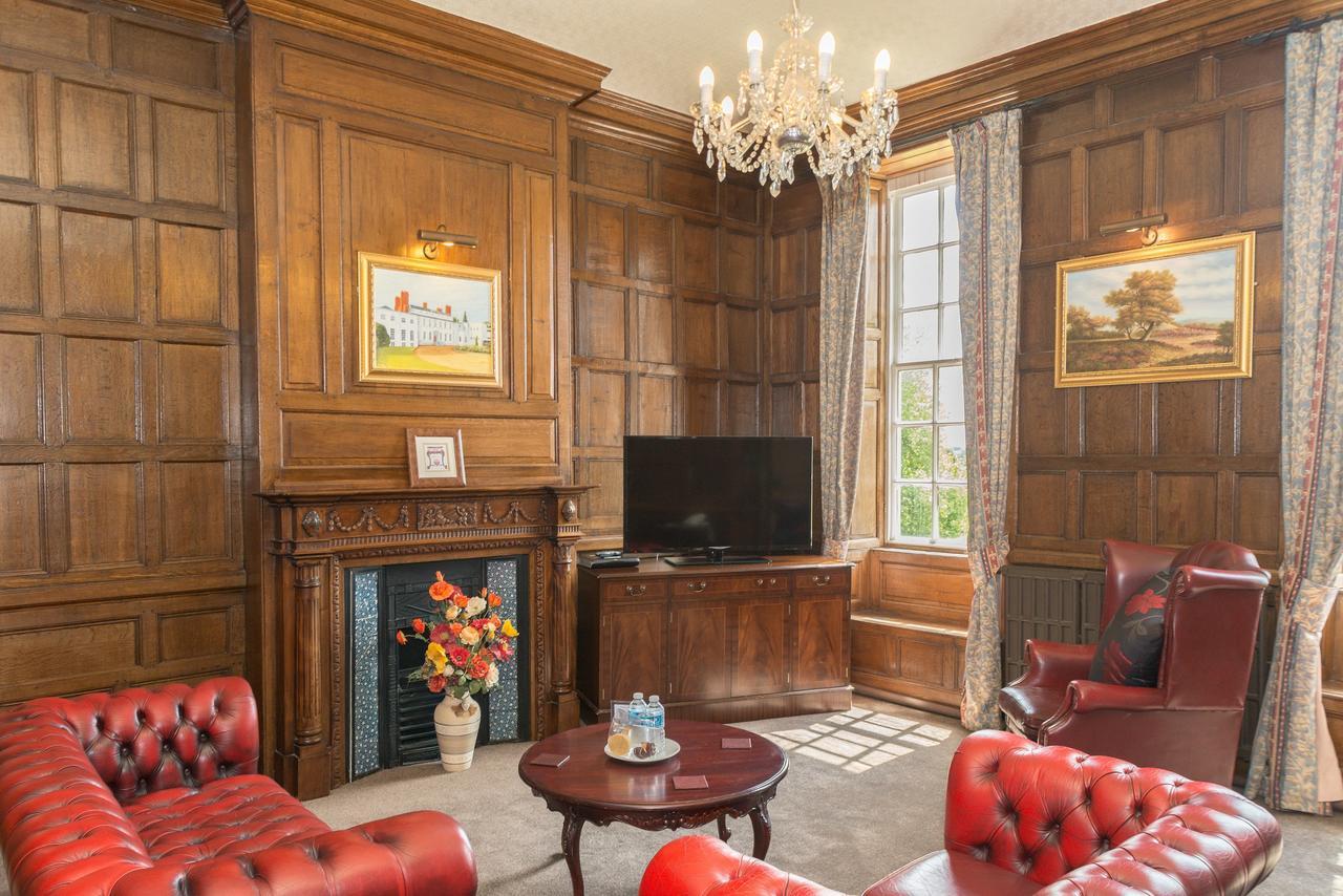 Haughton Hall Hotel & Leisure Club Telford Esterno foto